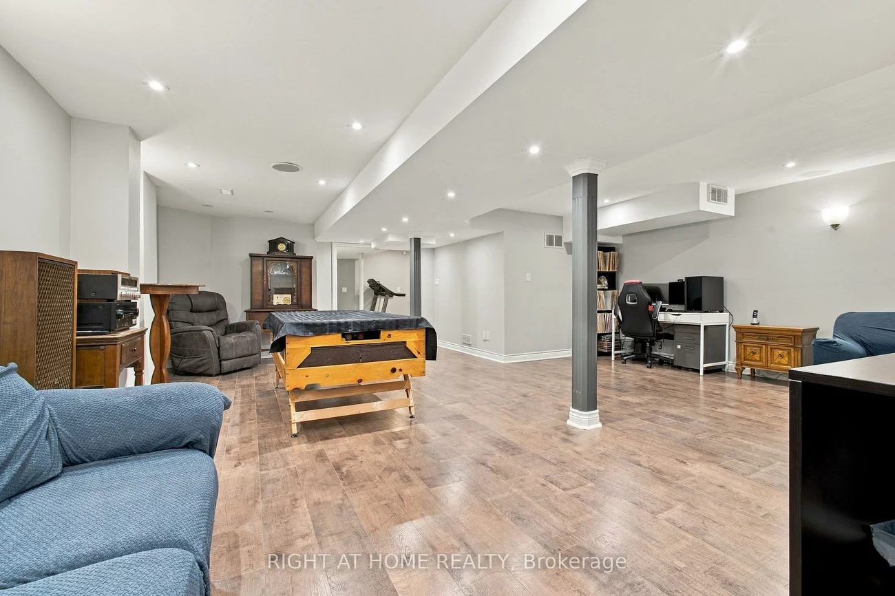 212, Bachman, Maple, Vaughan
