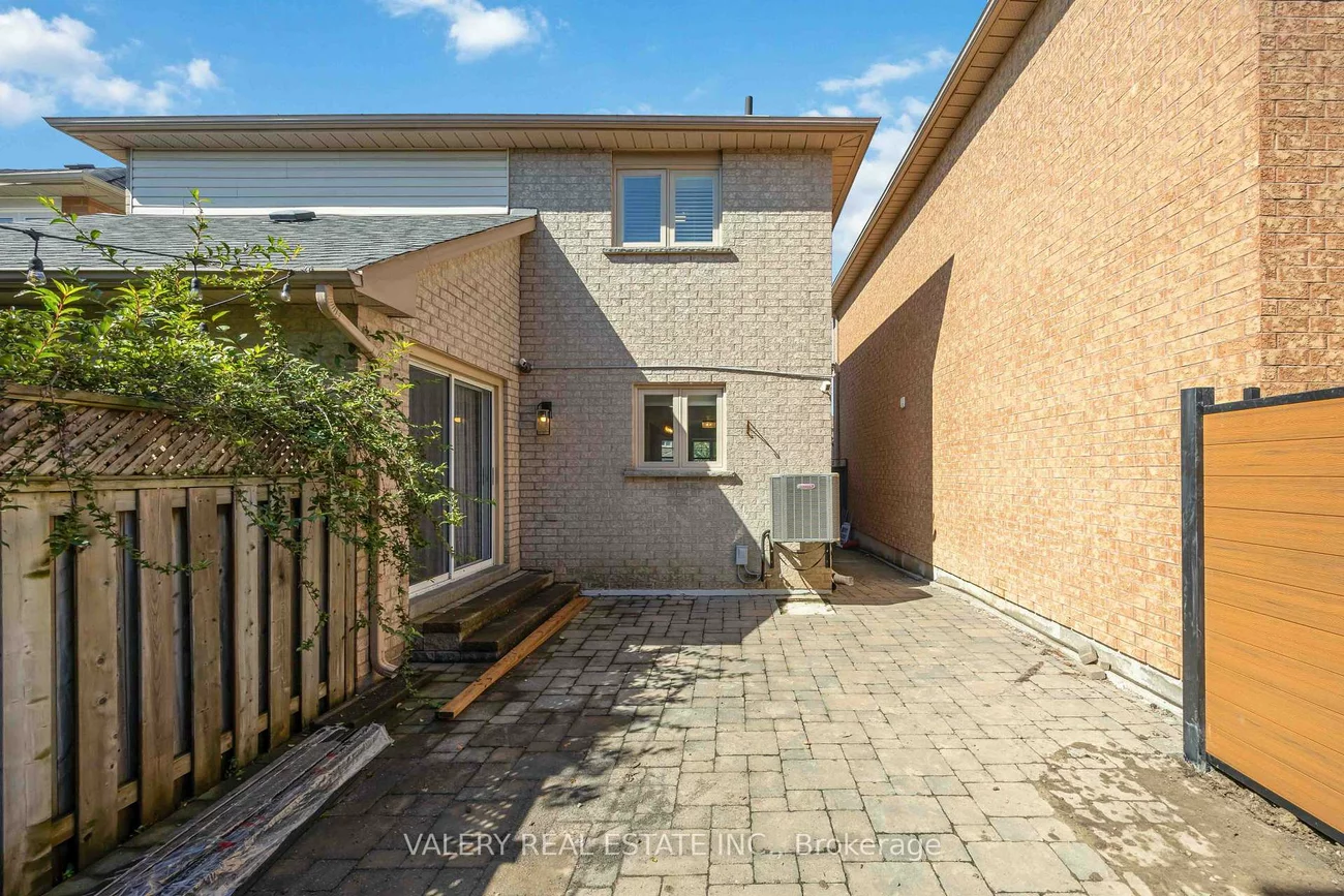 27, Lavender, East Woodbridge, Vaughan