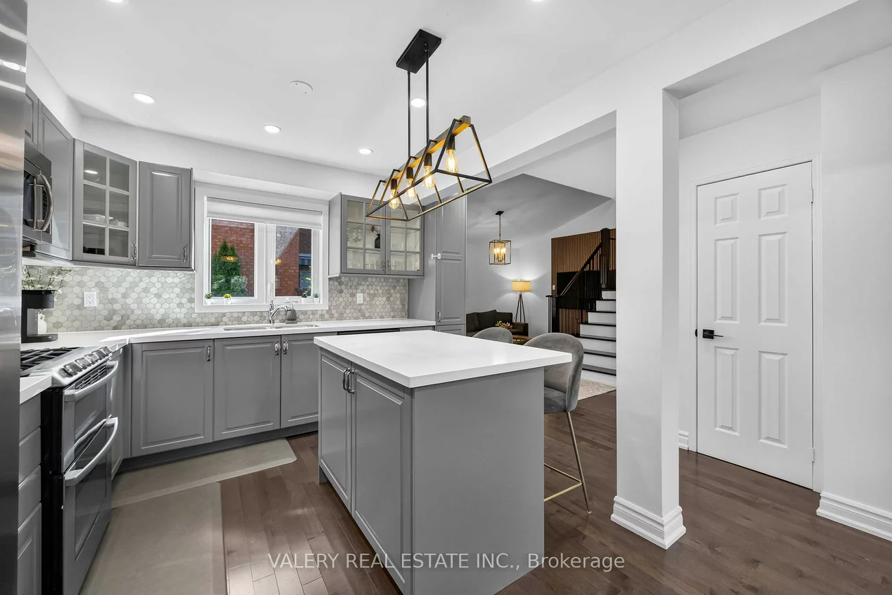 27, Lavender, East Woodbridge, Vaughan