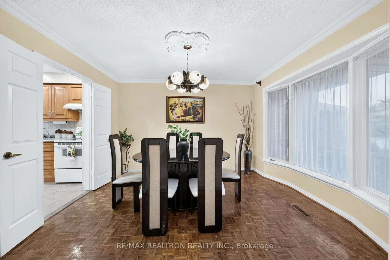 160, Conley, Lakeview Estates, Vaughan
