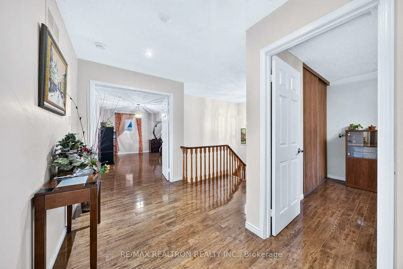 160, Conley, Lakeview Estates, Vaughan