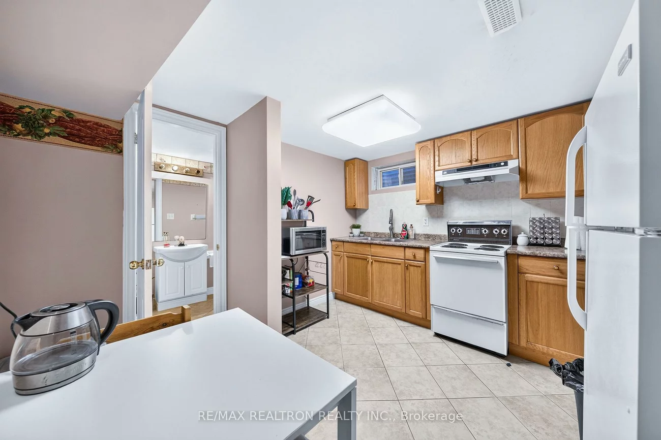 160, Conley, Lakeview Estates, Vaughan