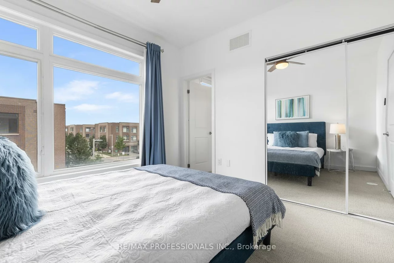 1, Lochlin, Vaughan Grove, Vaughan