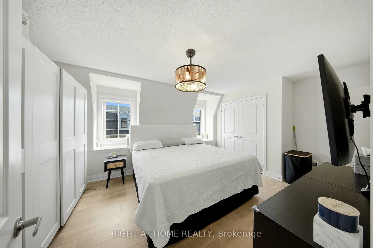9809, Keele, Maple, Vaughan