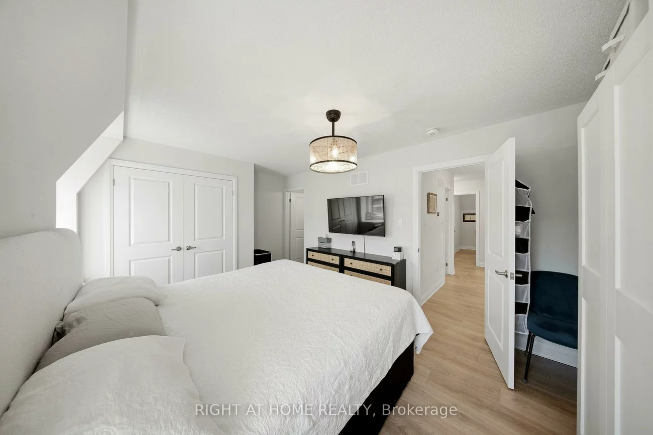 9809, Keele, Maple, Vaughan