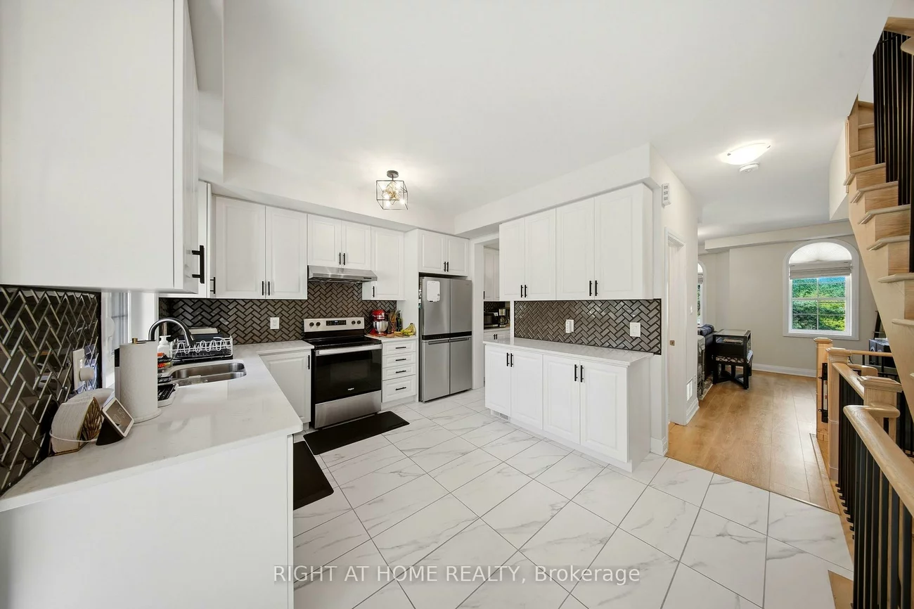 9809, Keele, Maple, Vaughan