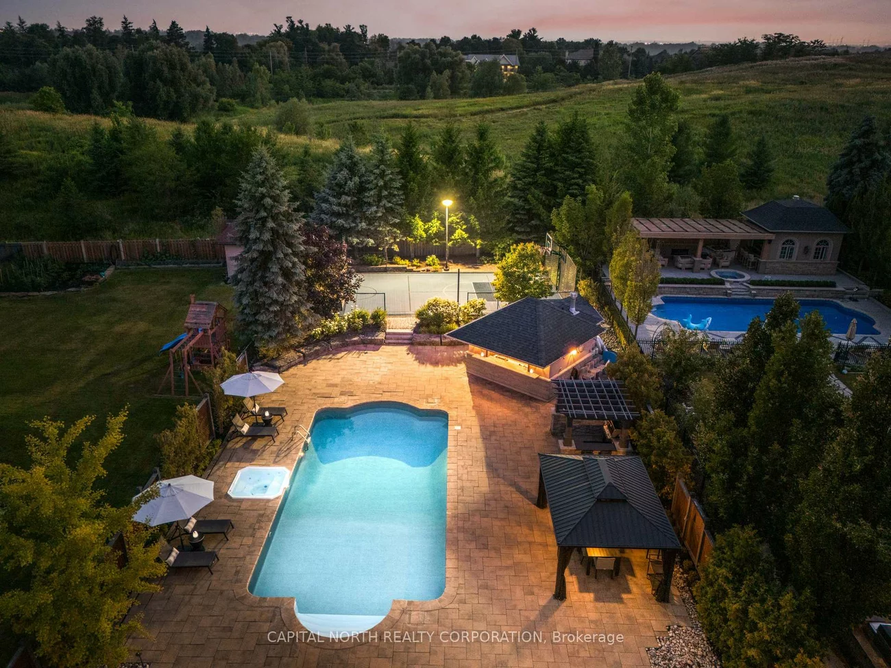 166, Weaver, Kleinburg, Vaughan
