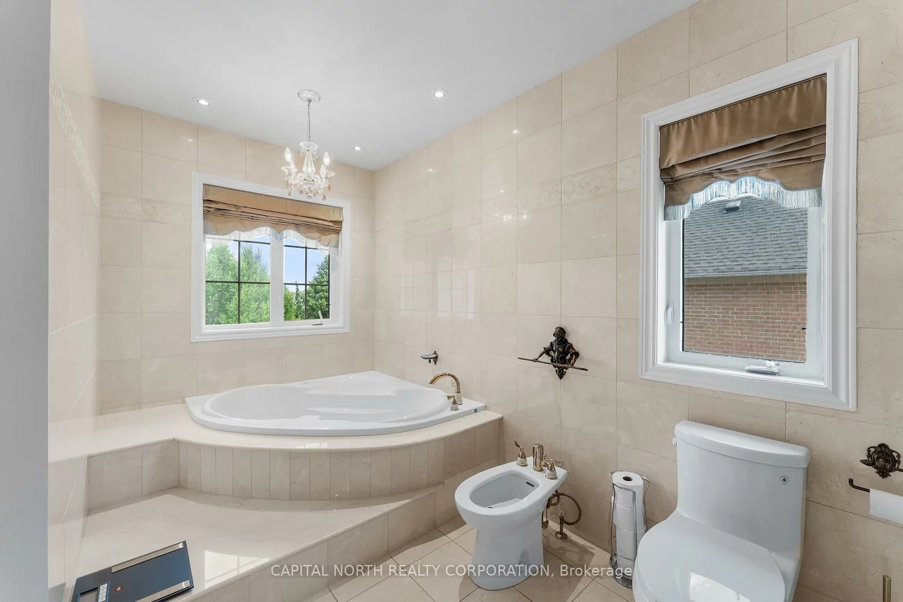 166, Weaver, Kleinburg, Vaughan