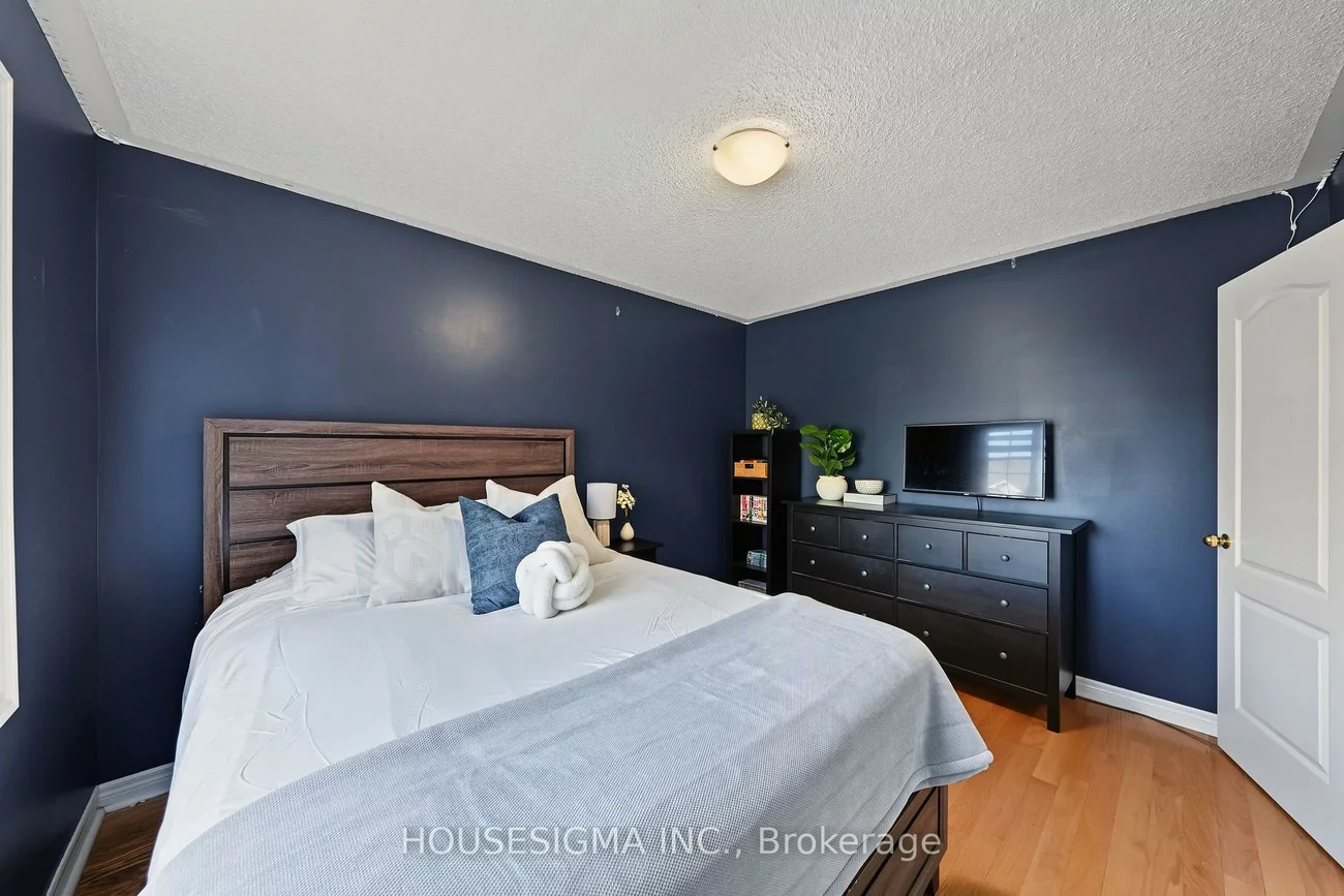 23, Battleford, Vellore Village, Vaughan