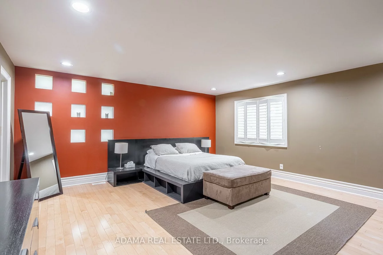 85, Sylvan Brook, East Woodbridge, Vaughan
