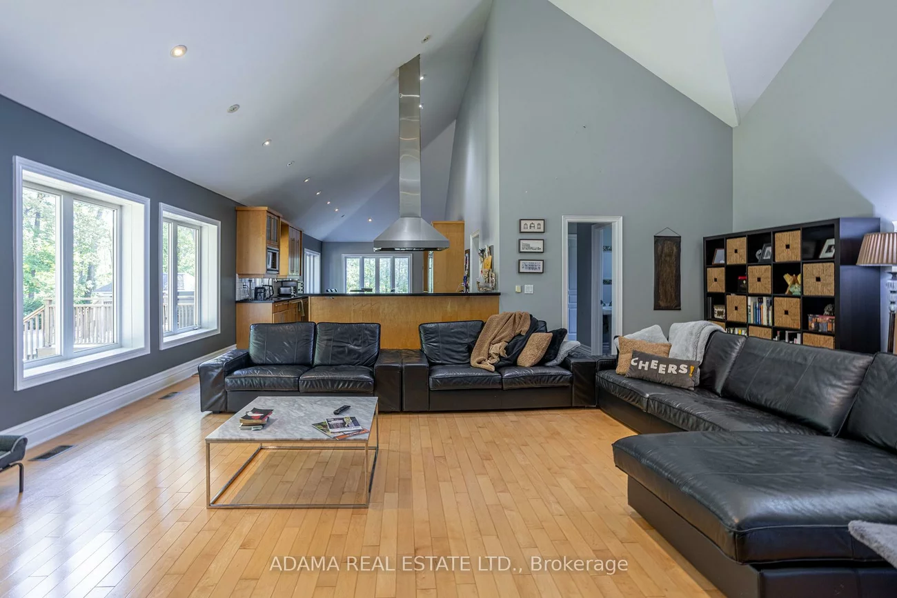 85, Sylvan Brook, East Woodbridge, Vaughan