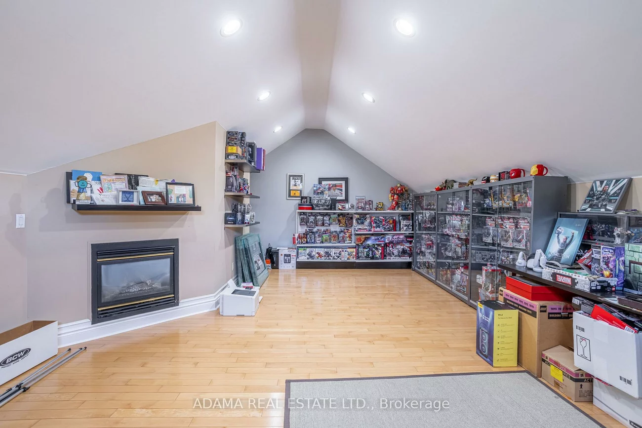 85, Sylvan Brook, East Woodbridge, Vaughan