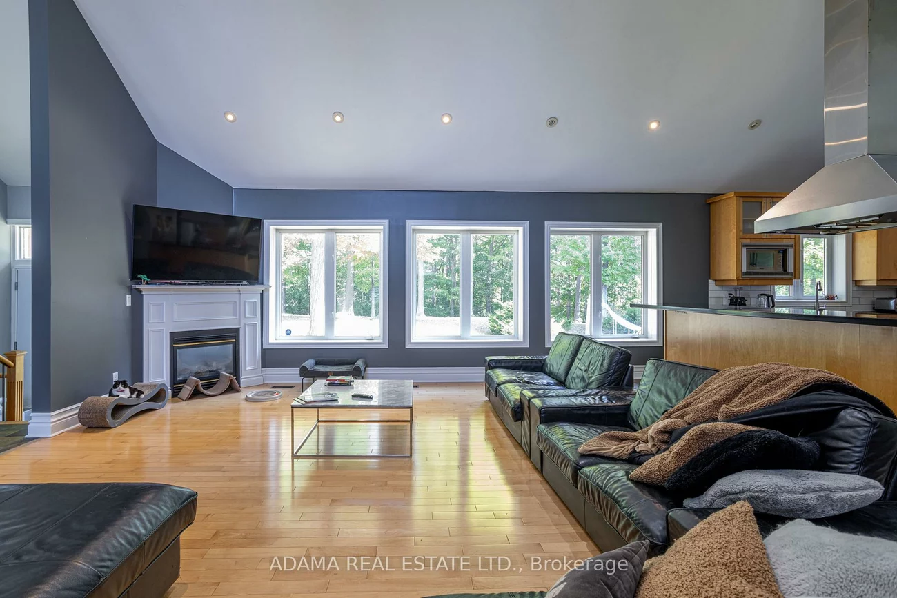 85, Sylvan Brook, East Woodbridge, Vaughan
