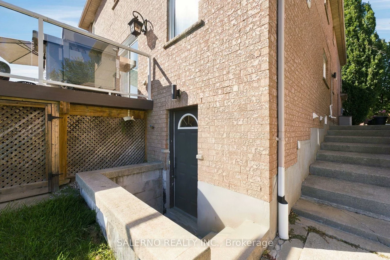 192, Veneto, Vaughan Grove, Vaughan