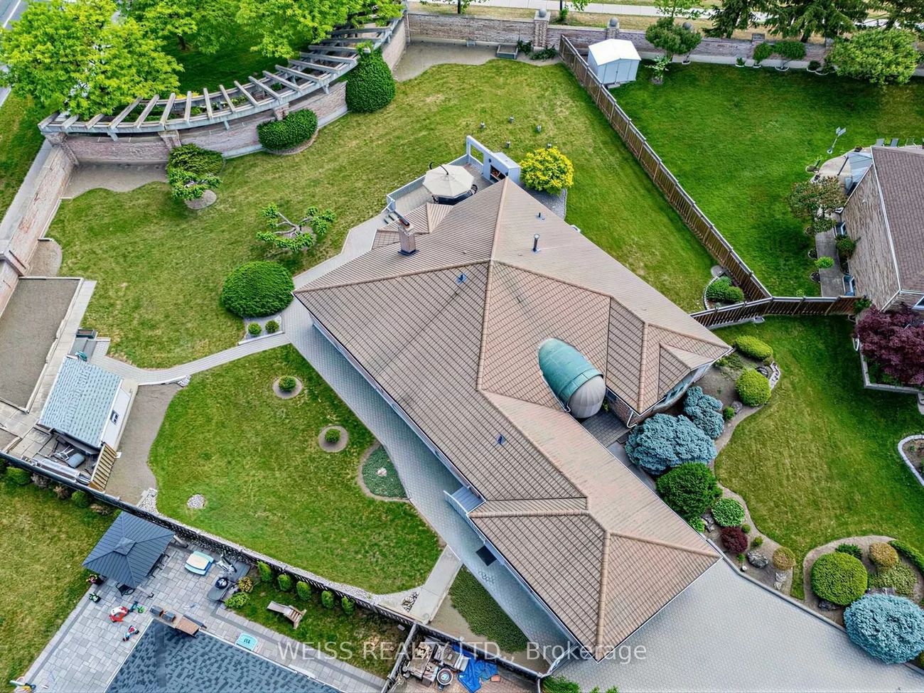238, Bourbon, East Woodbridge, Vaughan