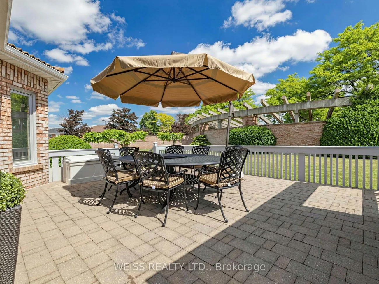 238, Bourbon, East Woodbridge, Vaughan