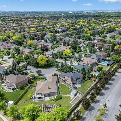238, Bourbon, East Woodbridge, Vaughan