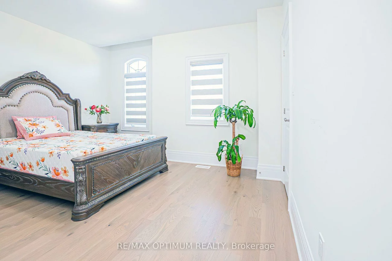 53, Kinburn, Vellore Village, Vaughan