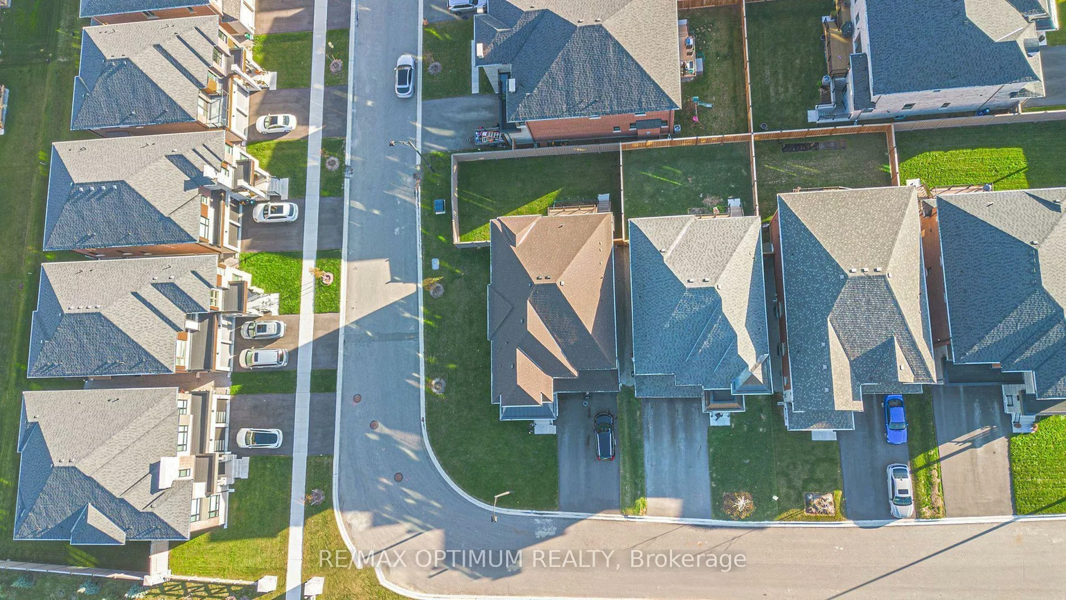 53, Kinburn, Vellore Village, Vaughan