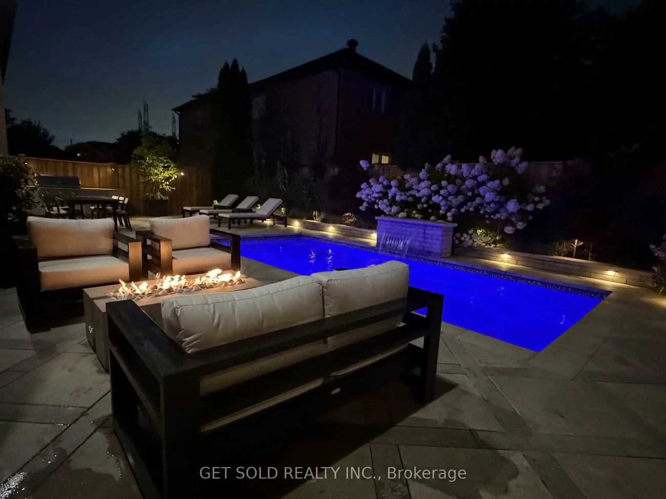 10, Coldwater, Beverley Glen, Vaughan