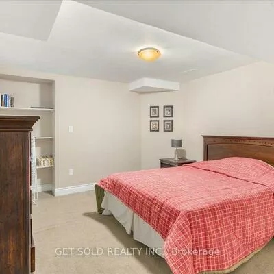 10, Coldwater, Beverley Glen, Vaughan