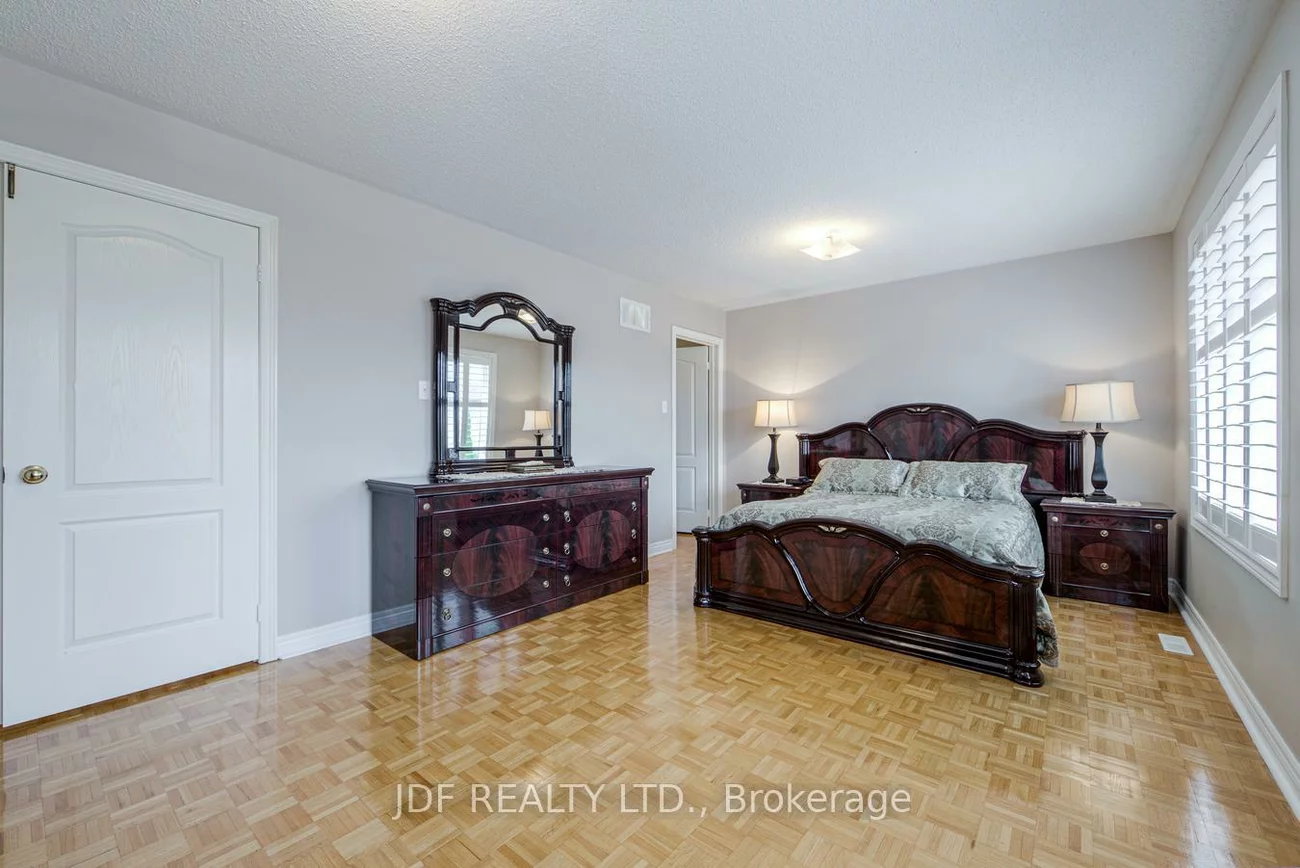 164, Golden Gate, Sonoma Heights, Vaughan