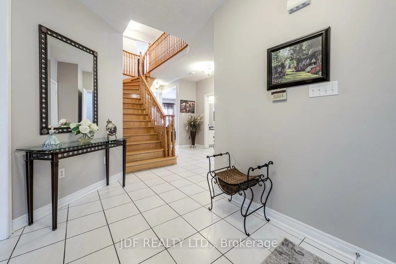 164, Golden Gate, Sonoma Heights, Vaughan