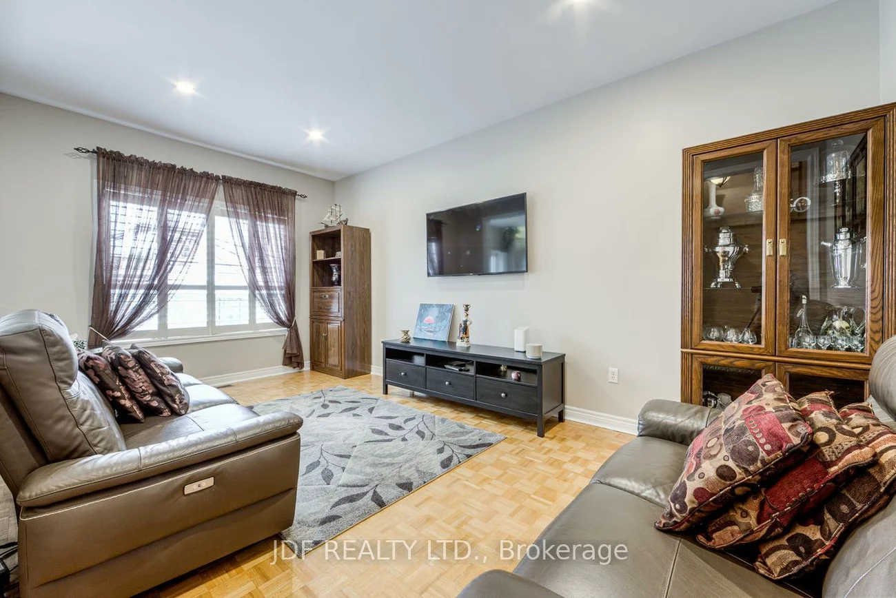 164, Golden Gate, Sonoma Heights, Vaughan