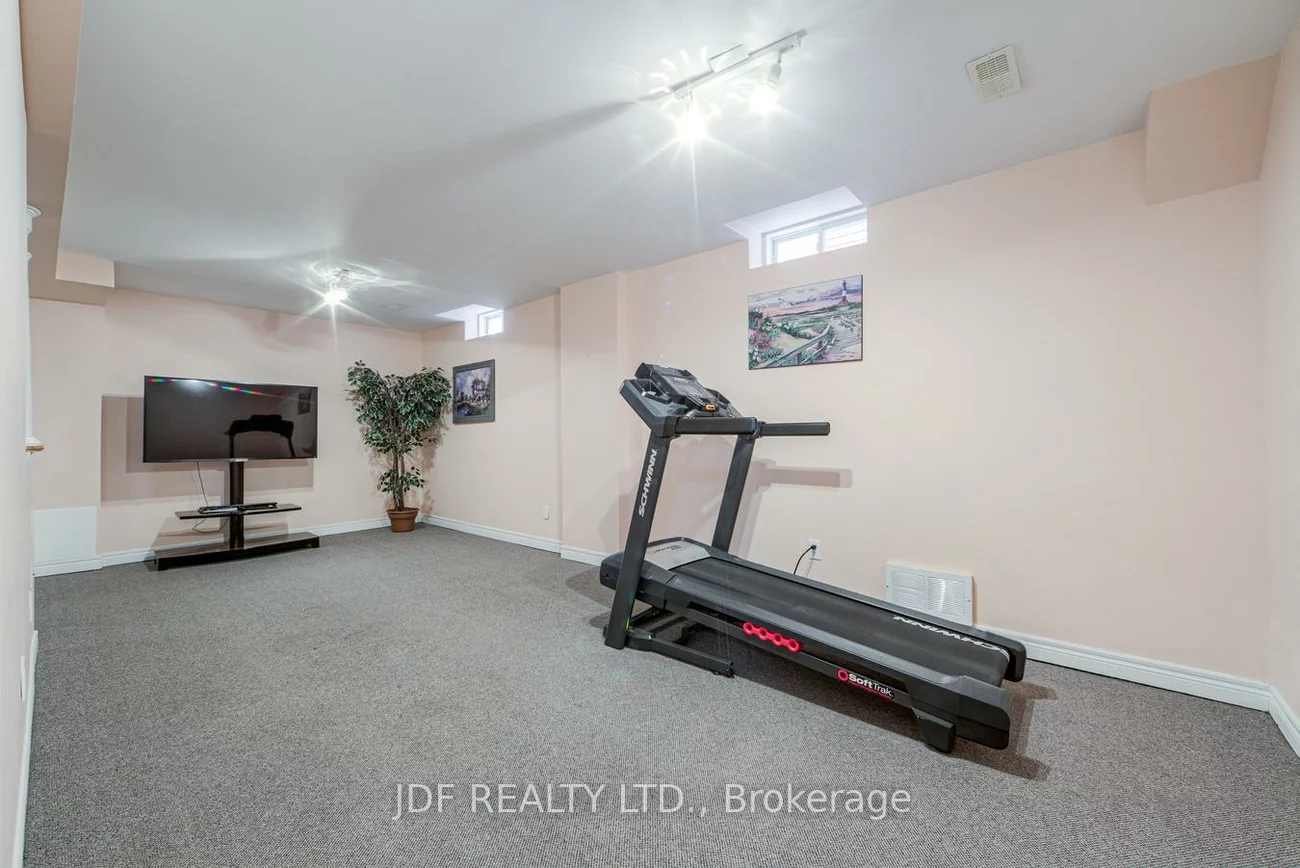 164, Golden Gate, Sonoma Heights, Vaughan