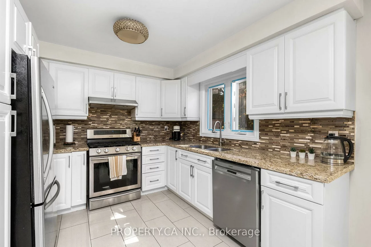235, Brownridge, Brownridge, Vaughan