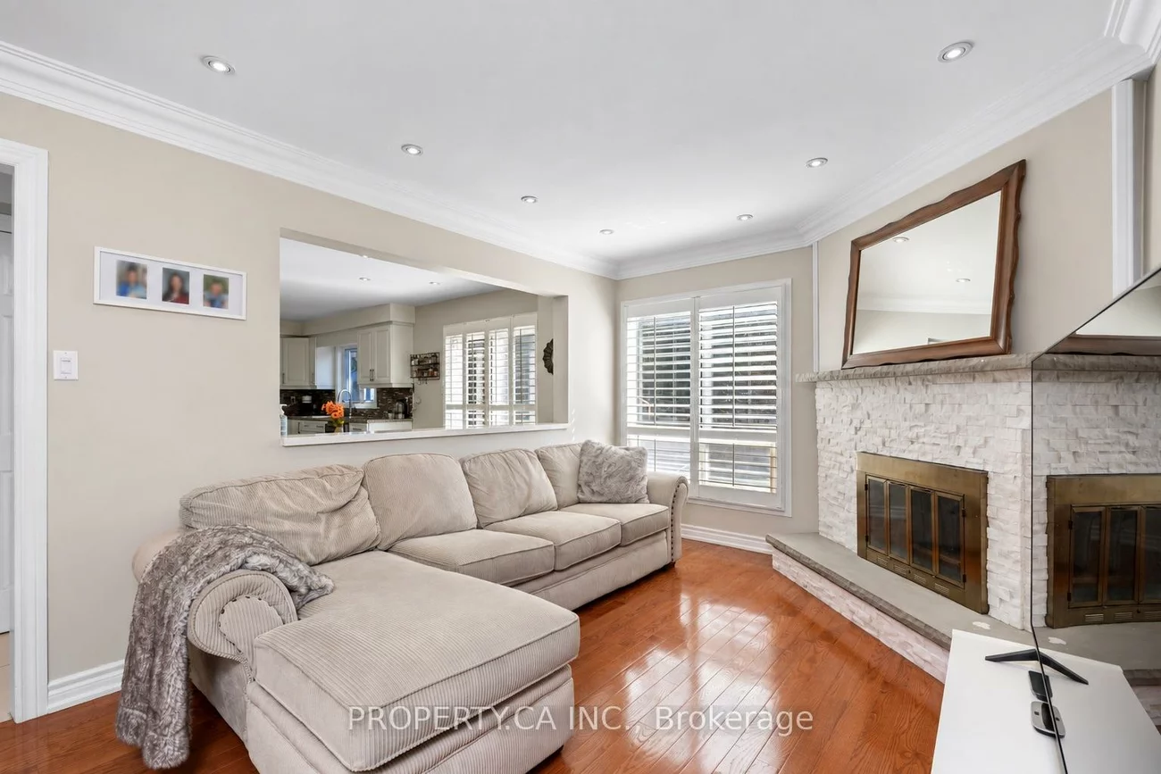 235, Brownridge, Brownridge, Vaughan