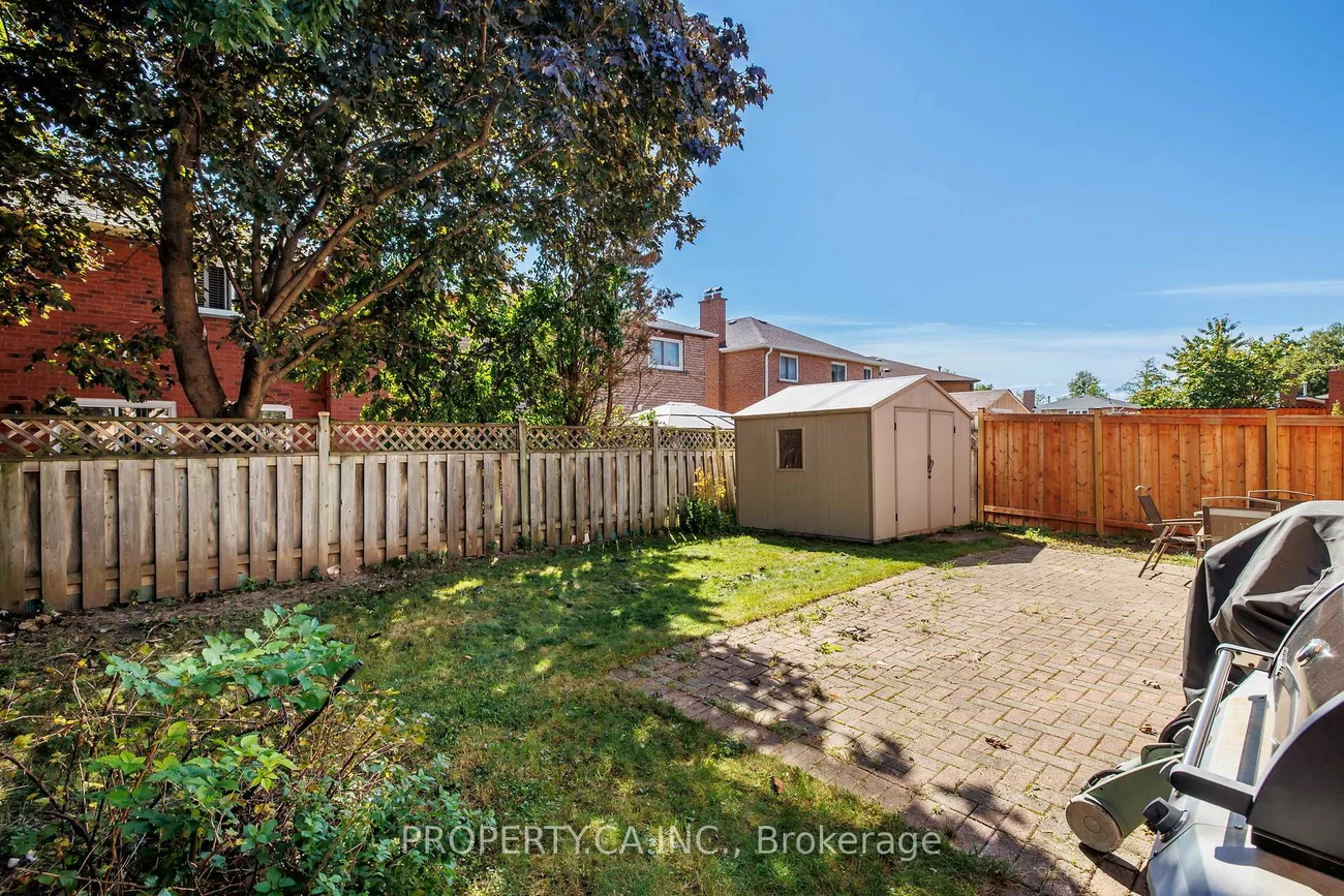 235, Brownridge, Brownridge, Vaughan
