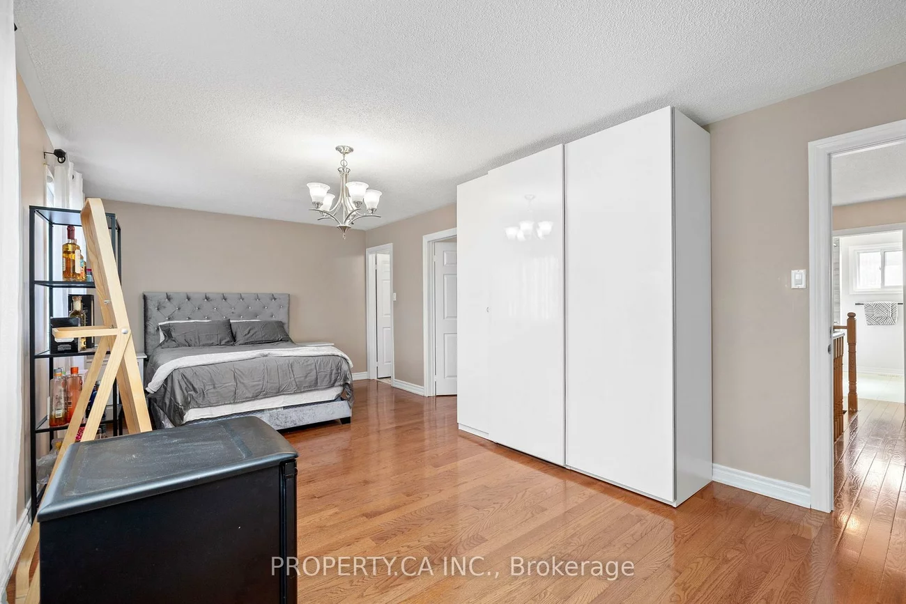 235, Brownridge, Brownridge, Vaughan