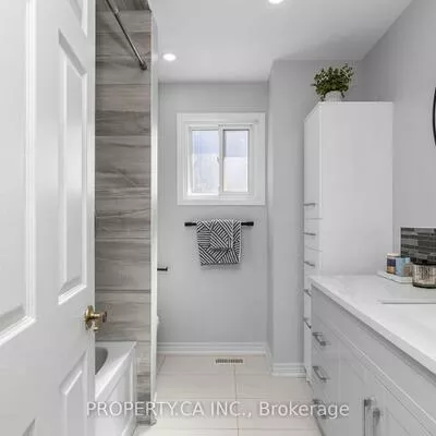 235, Brownridge, Brownridge, Vaughan