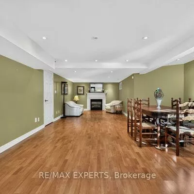96, Benjamin, East Woodbridge, Vaughan