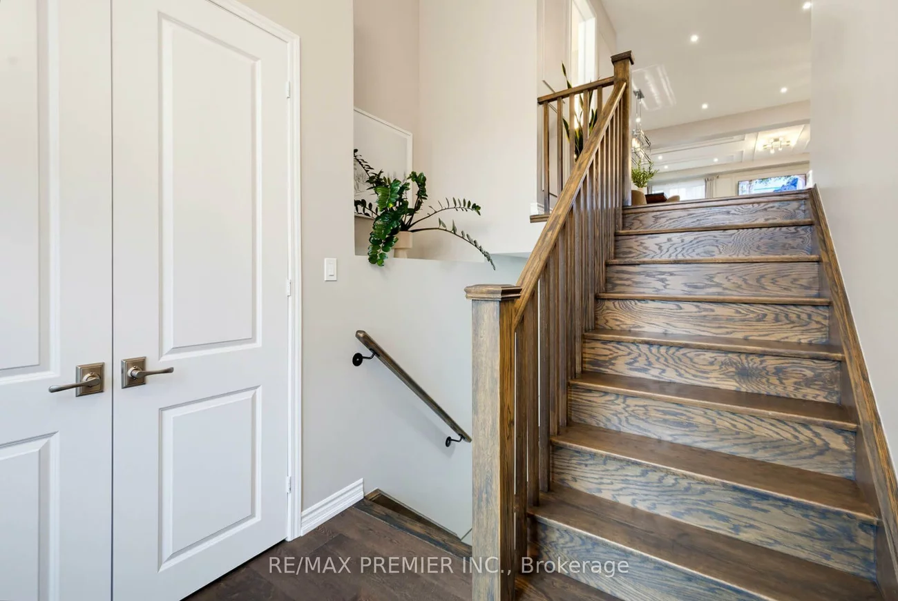 453, Kleinburg Summit, Kleinburg, Vaughan