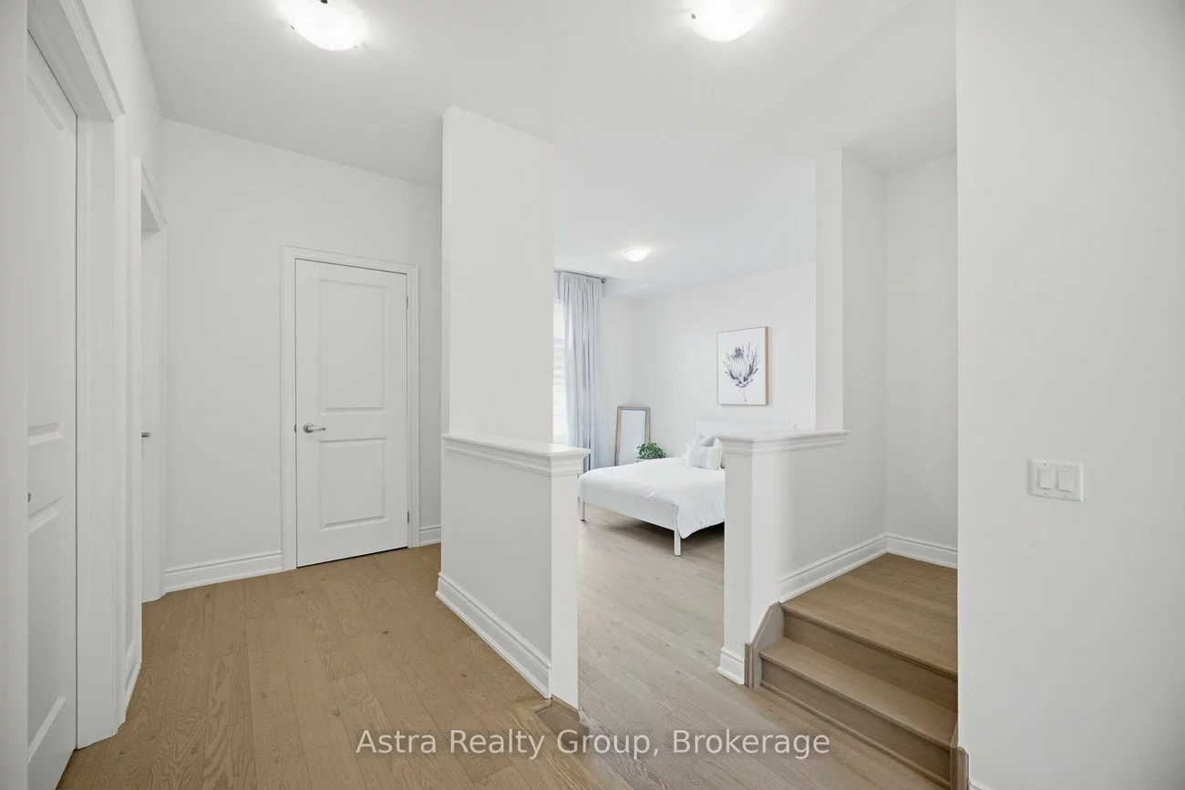 152, Stormont, Vellore Village, Vaughan