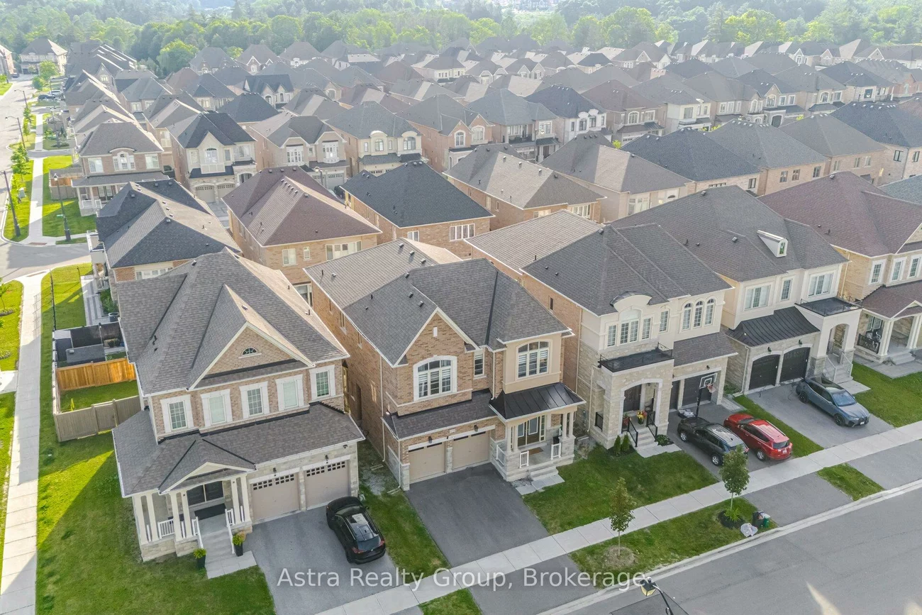 152, Stormont, Vellore Village, Vaughan