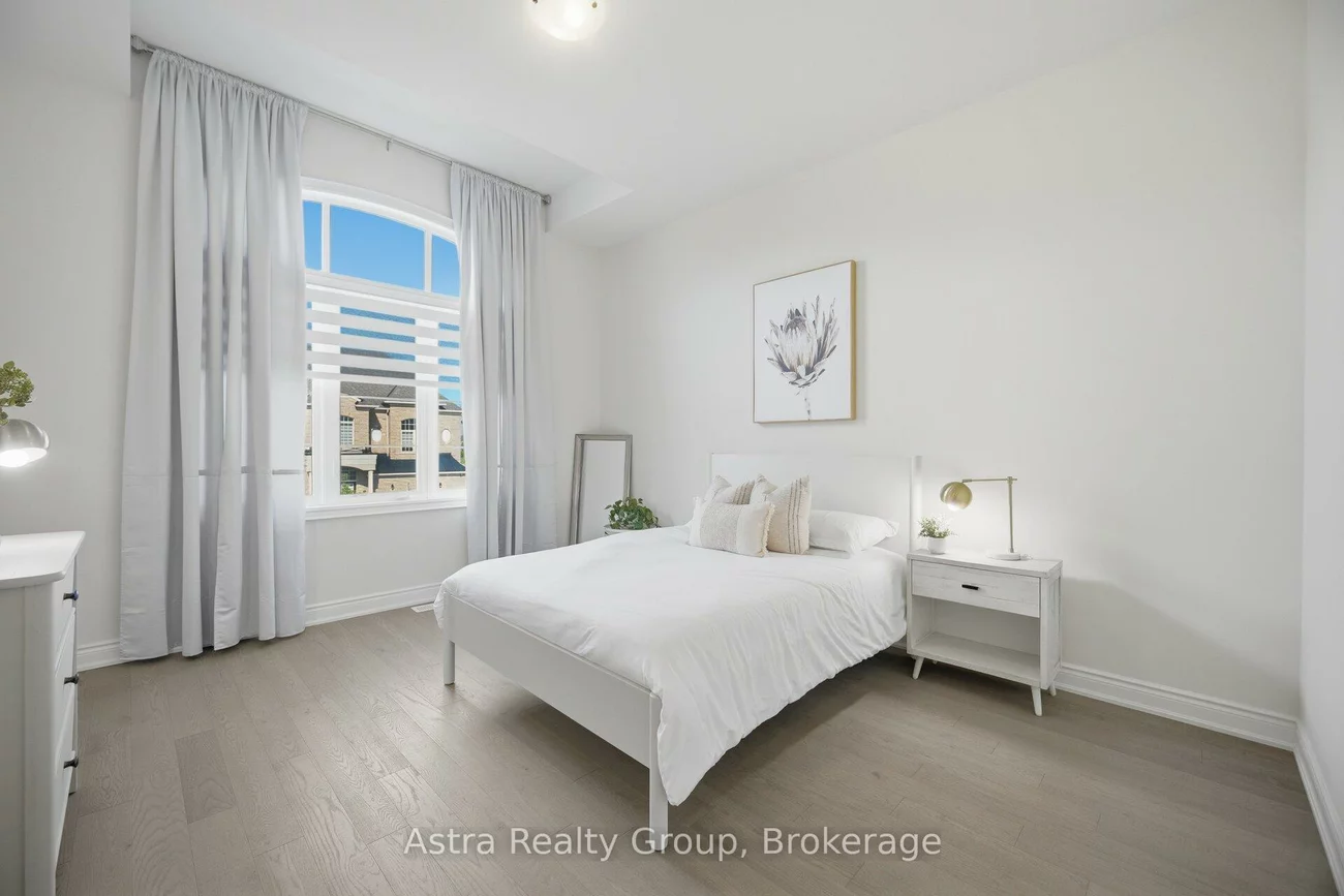 152, Stormont, Vellore Village, Vaughan
