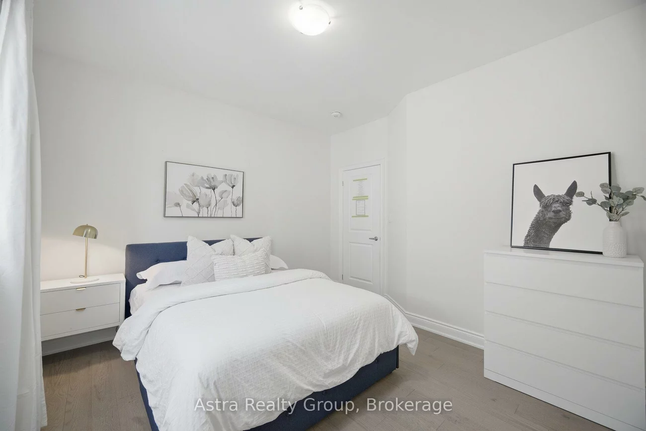 152, Stormont, Vellore Village, Vaughan
