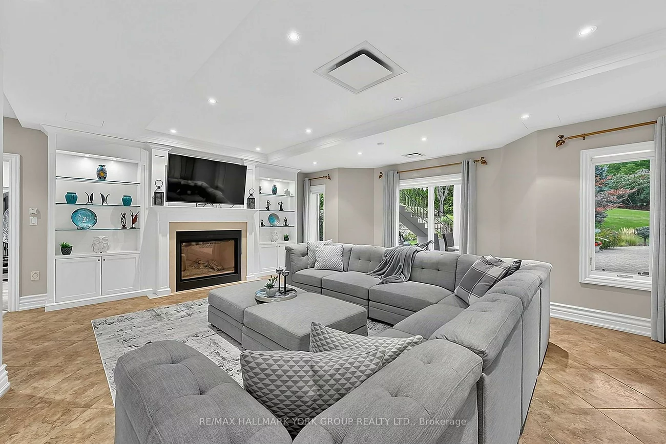106, Abbruzze, Kleinburg, Vaughan
