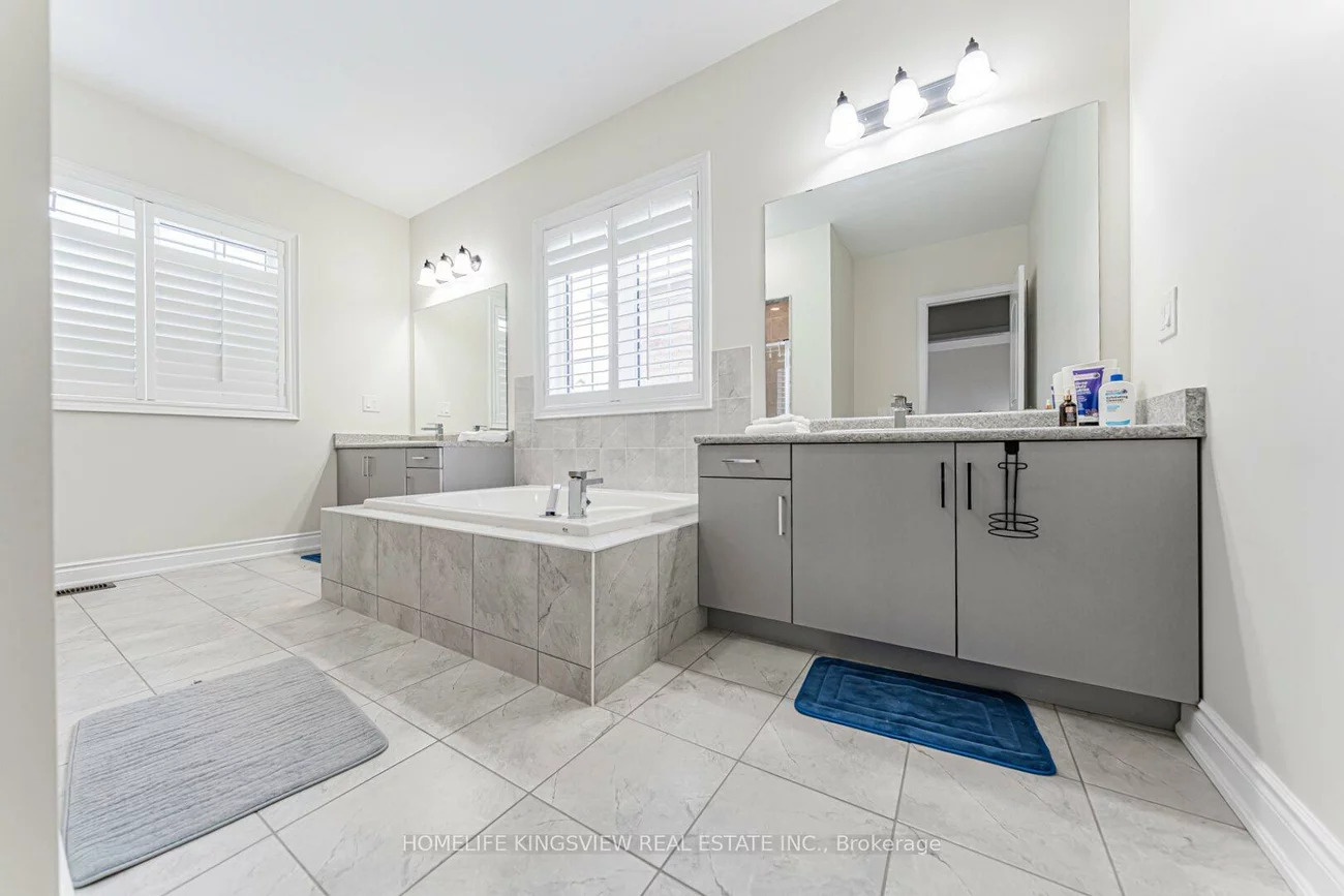 61, Ross Vennare, Kleinburg, Vaughan