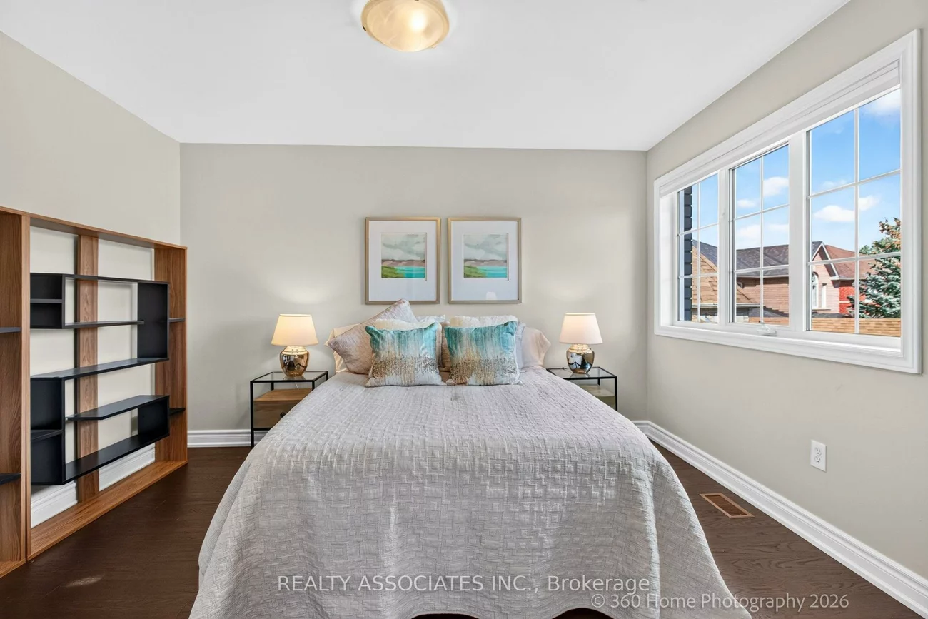128, Coalbrook, East Woodbridge, Vaughan
