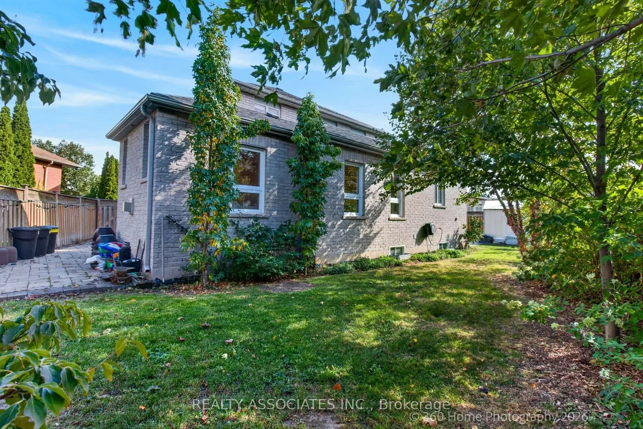 128, Coalbrook, East Woodbridge, Vaughan