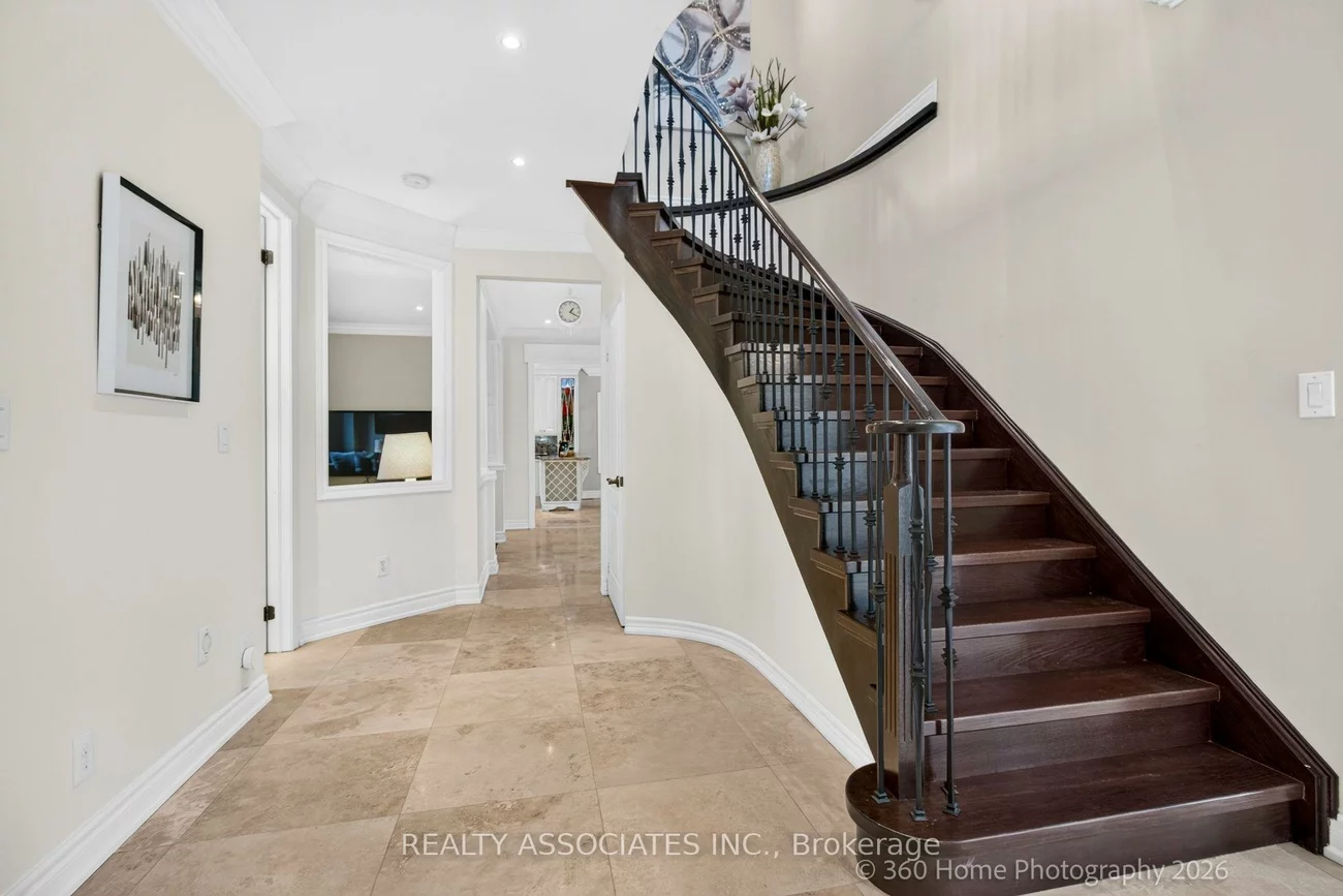 128, Coalbrook, East Woodbridge, Vaughan