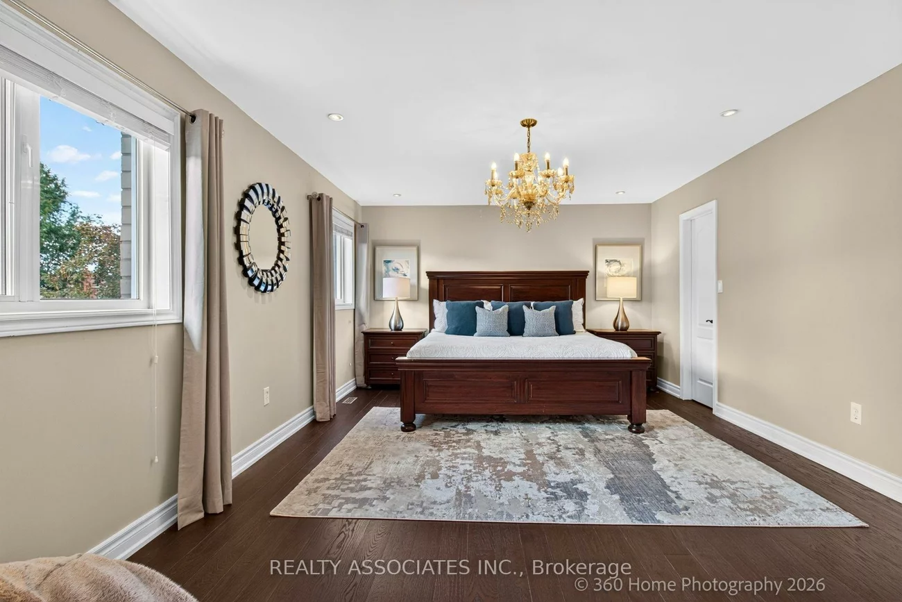 128, Coalbrook, East Woodbridge, Vaughan