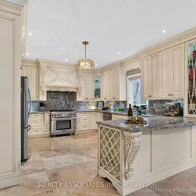 128, Coalbrook, East Woodbridge, Vaughan