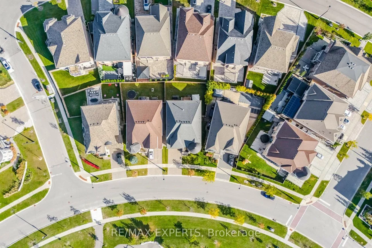 91, Woodgate Pines, Kleinburg, Vaughan