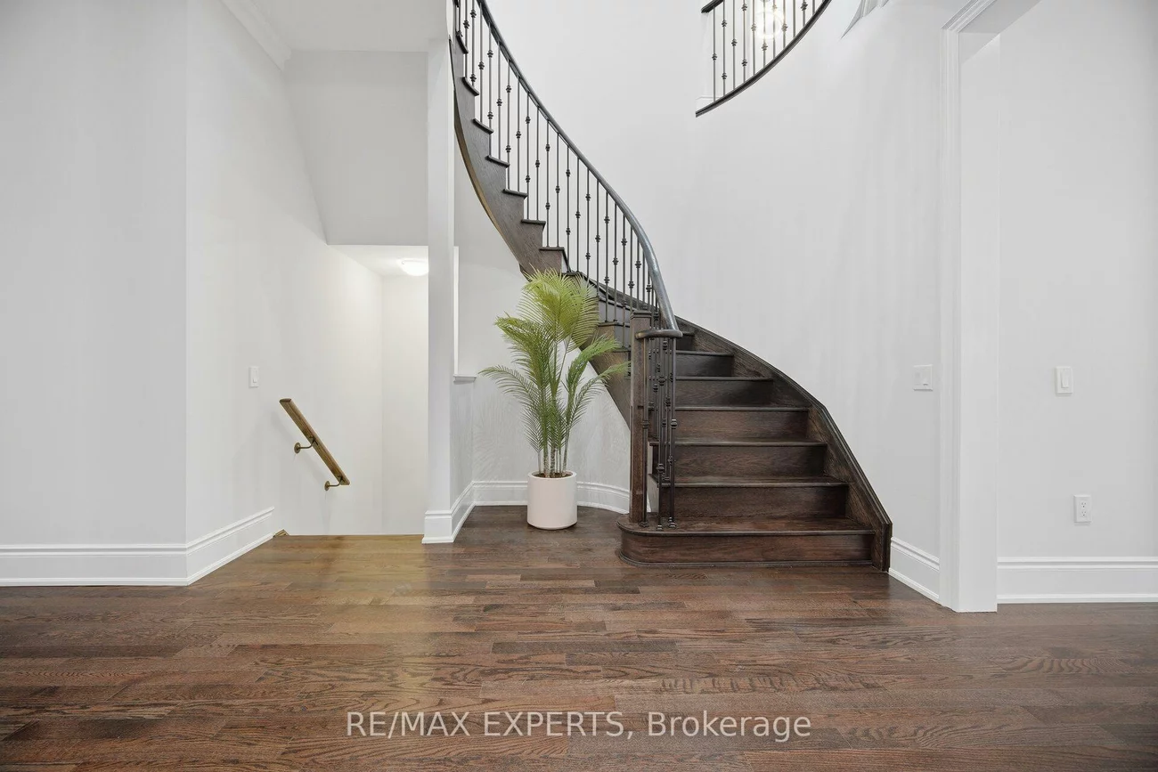 91, Woodgate Pines, Kleinburg, Vaughan