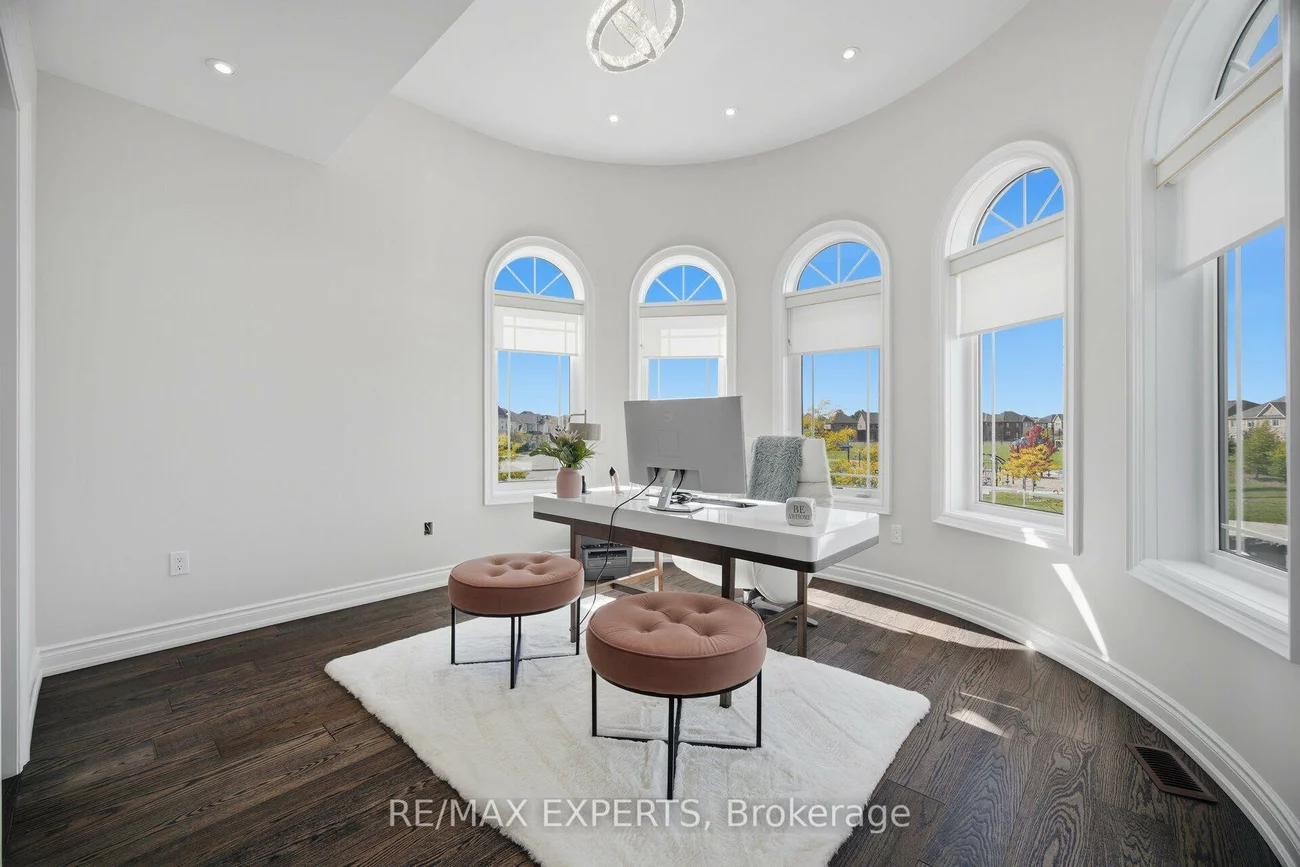 91, Woodgate Pines, Kleinburg, Vaughan